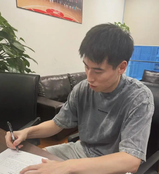 则此前已经, inews