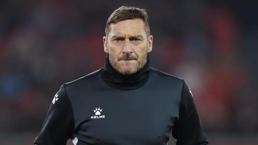 周围的气氛, 罗马想让我, 疯了