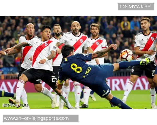 基多天主大学与阿根廷独立的激烈对决解析与赛后点评